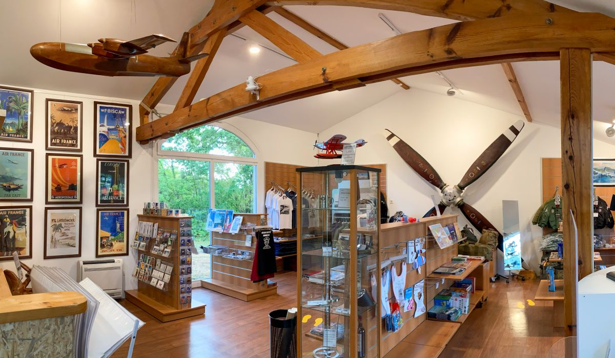 Museum Gift shop at the Musée de l'Hydraviation